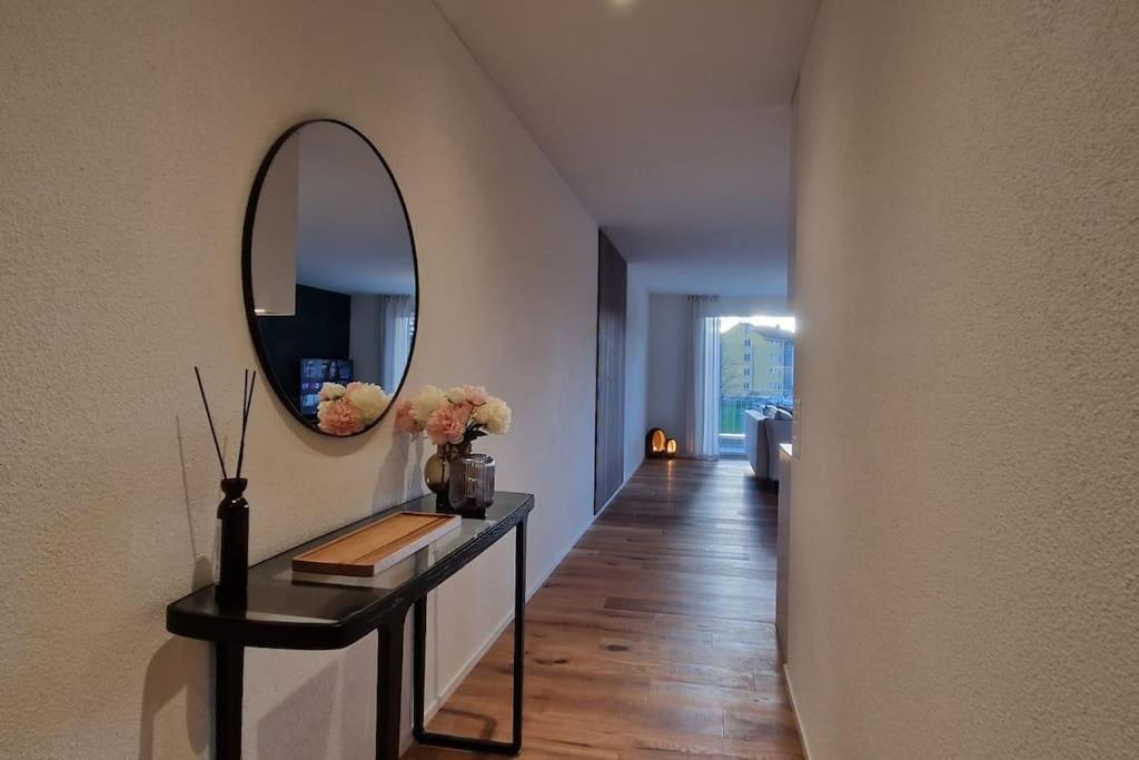 Visionary Hospitality Rothenburg, Lucerne - Premium Apartments With Free Parking, Washer, Kitchen, Terrace, 15' City Ngoại thất bức ảnh